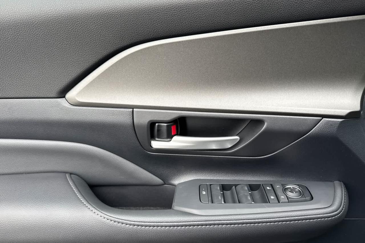 2026 Toyota Grand Highlander Hybrid LE Roseville CA