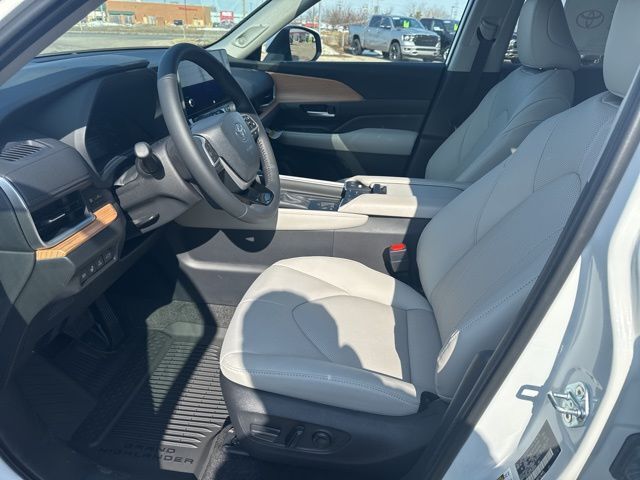 2026 Toyota Grand Highlander Hybrid Limited San Clemente CA