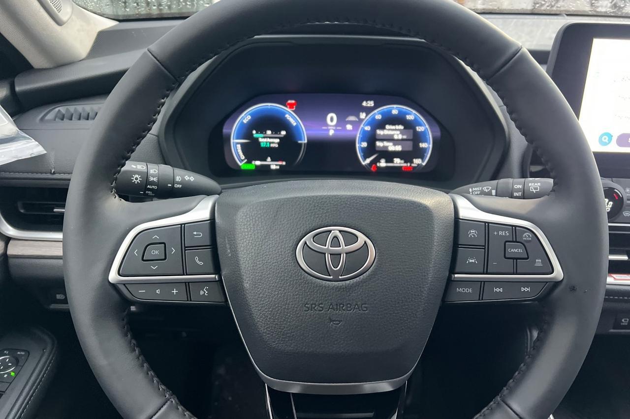 2026 Toyota Grand Highlander Hybrid Limited Ontario OR