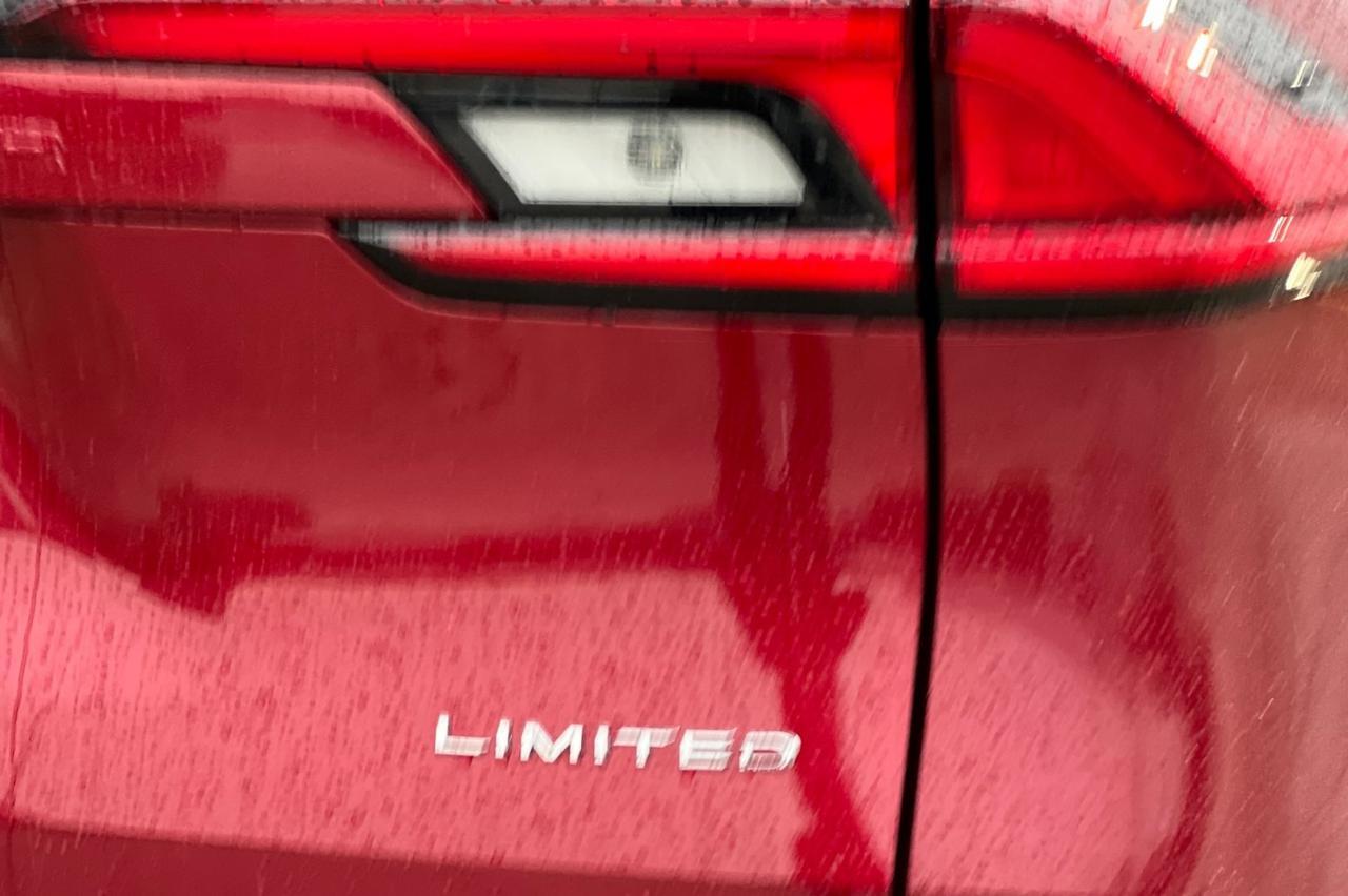 2026 Toyota Grand Highlander Hybrid Limited Ontario OR