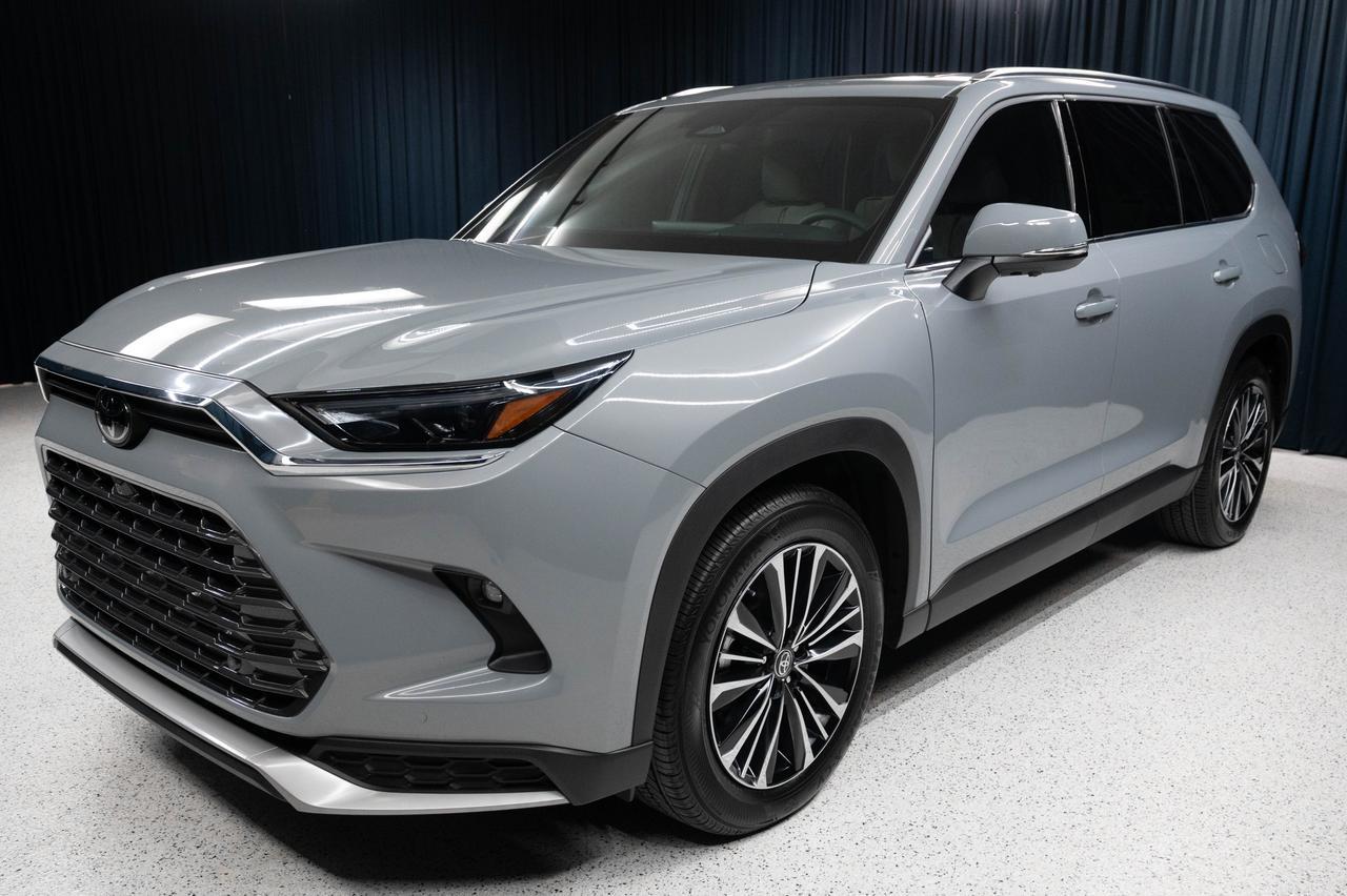 2026 Toyota Grand Highlander Hybrid MAX Limited SUV