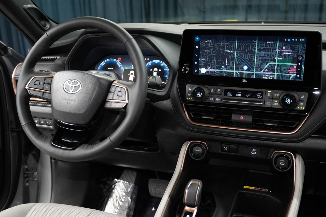 2026 Toyota Grand Highlander Hybrid MAX Limited SUV Scottsdale AZ
