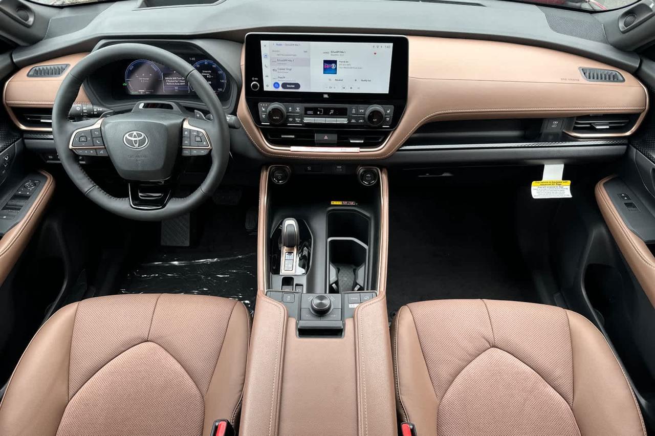 2026 Toyota Grand Highlander Hybrid MAX Platinum