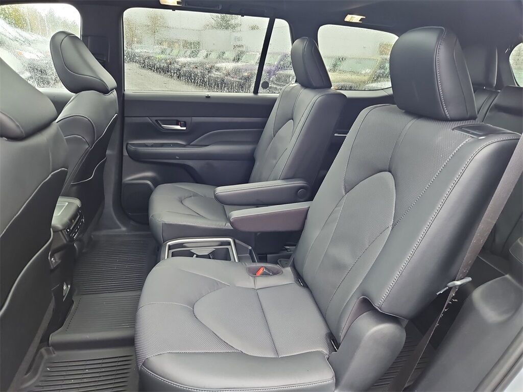 2026 Toyota Grand Highlander Hybrid Nightshade Edition Gresham OR