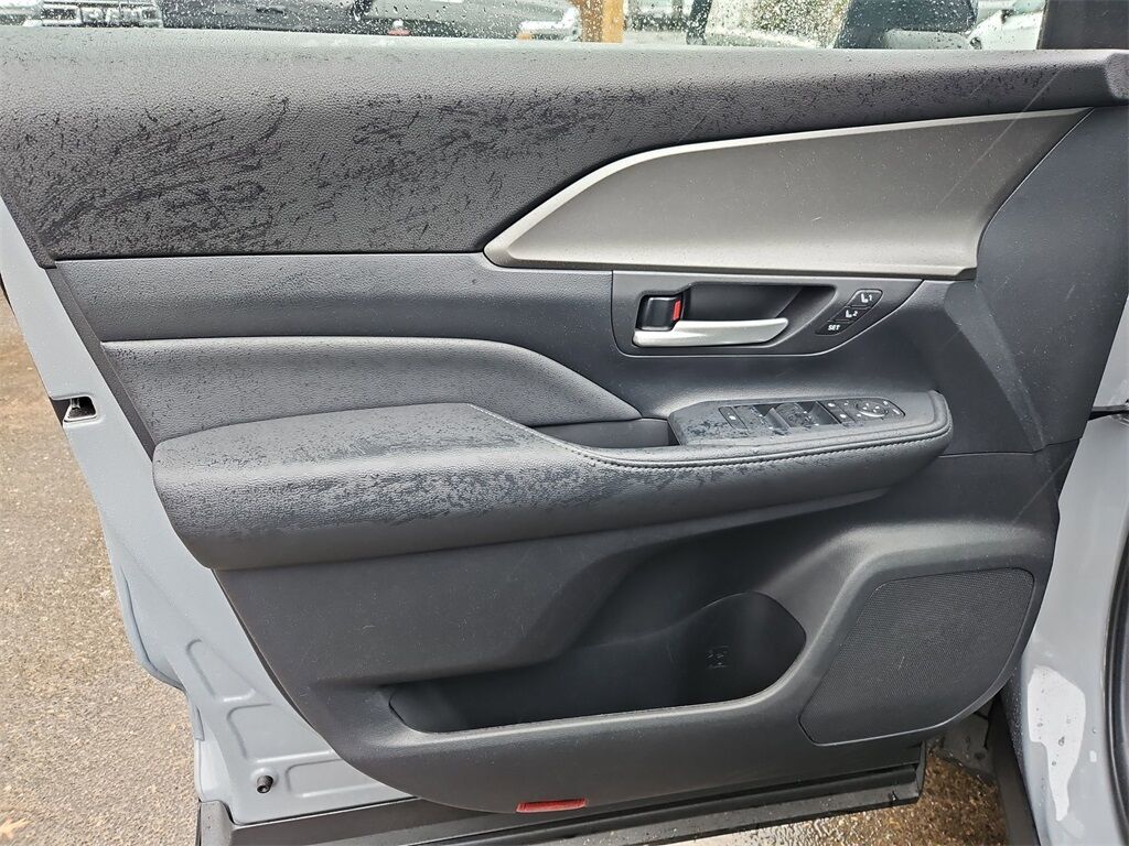 2026 Toyota Grand Highlander Hybrid Nightshade Edition Gresham OR