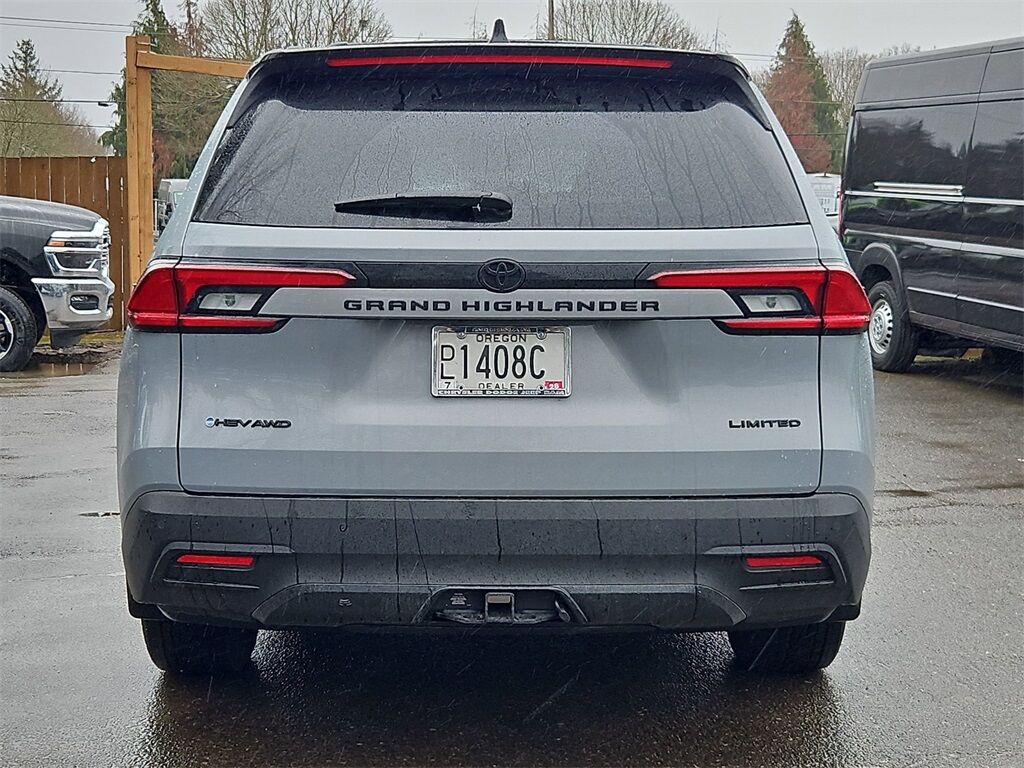 2026 Toyota Grand Highlander Hybrid Nightshade Edition Gresham OR