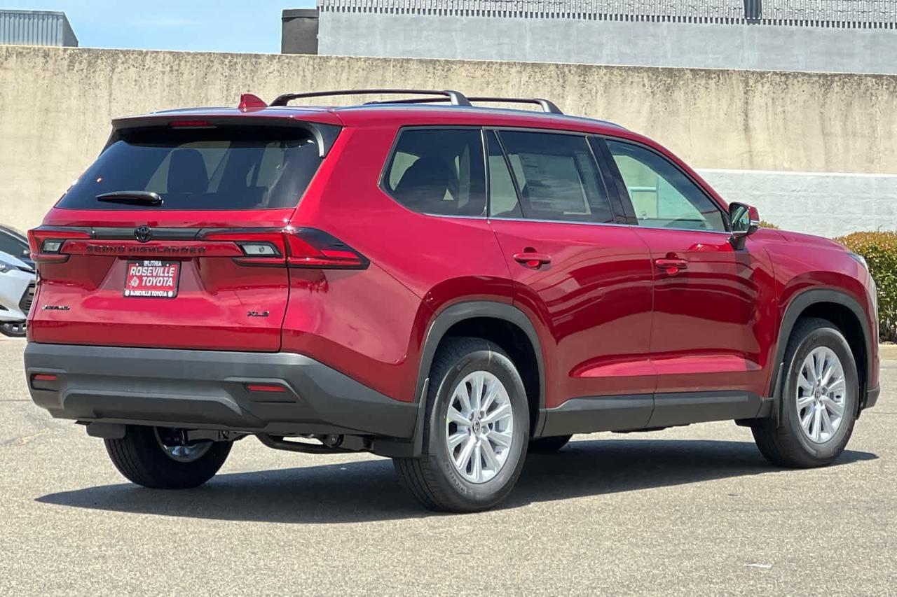 2026 Toyota Grand Highlander Hybrid XLE