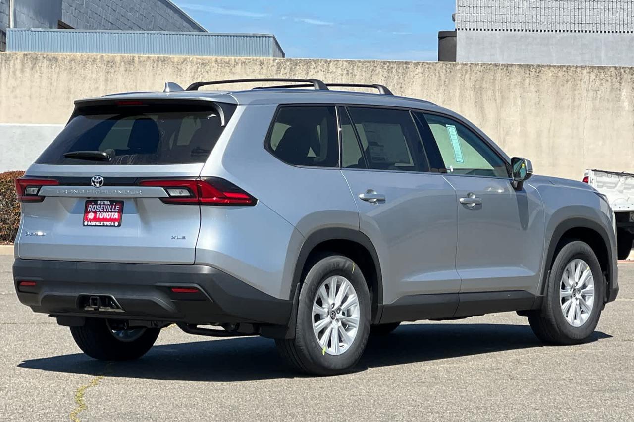 2026 Toyota Grand Highlander Hybrid XLE