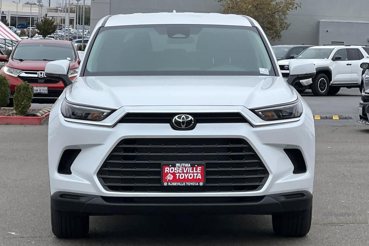 2026 Toyota Grand Highlander LE Roseville CA