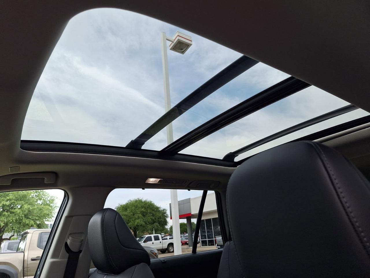 2026 Toyota Grand Highlander Limited Hurst TX