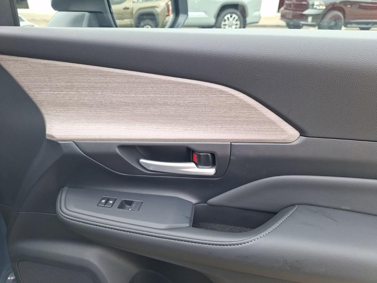 2026 Toyota Grand Highlander Limited Hurst TX