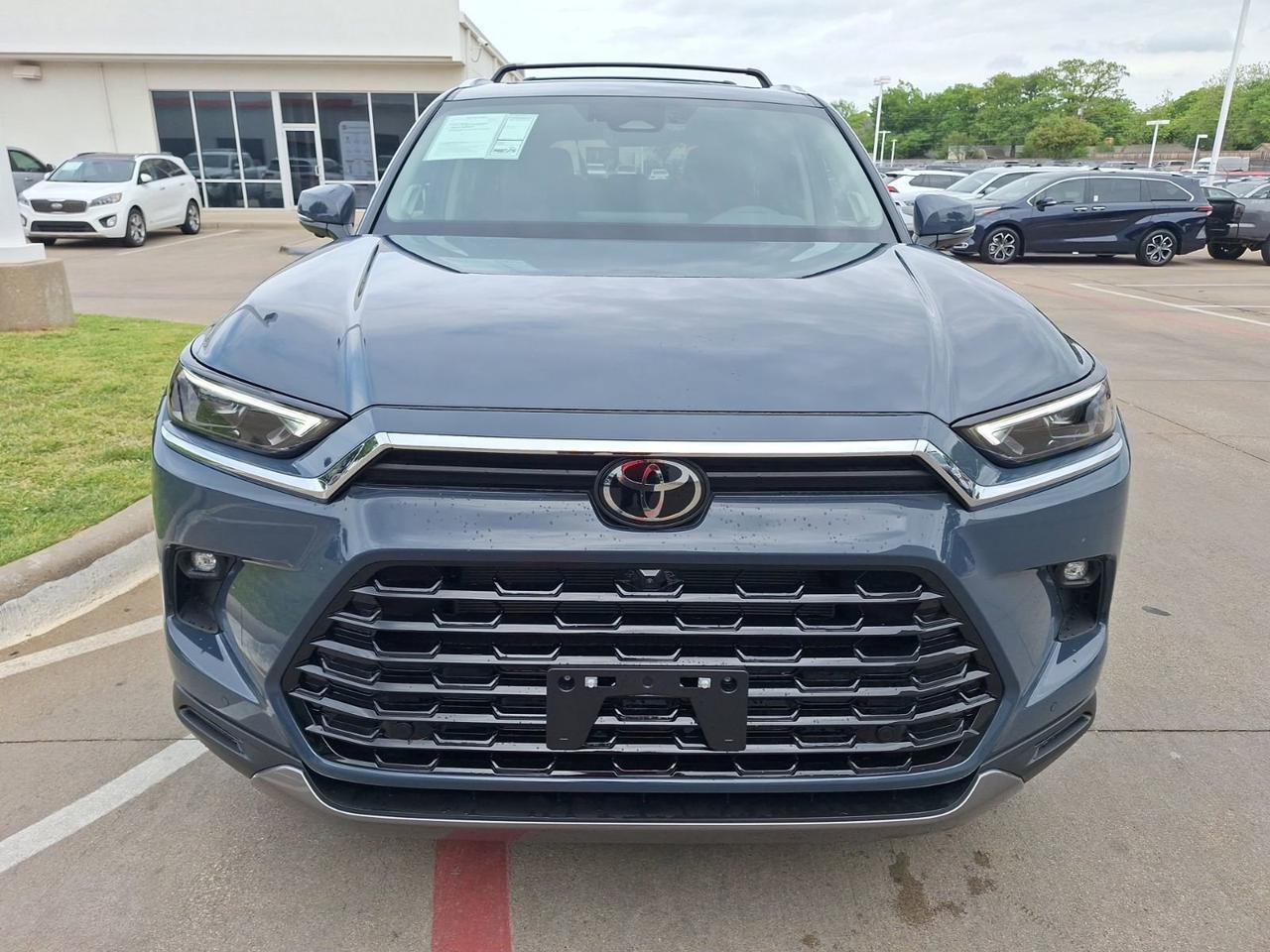 2026 Toyota Grand Highlander Limited Hurst TX