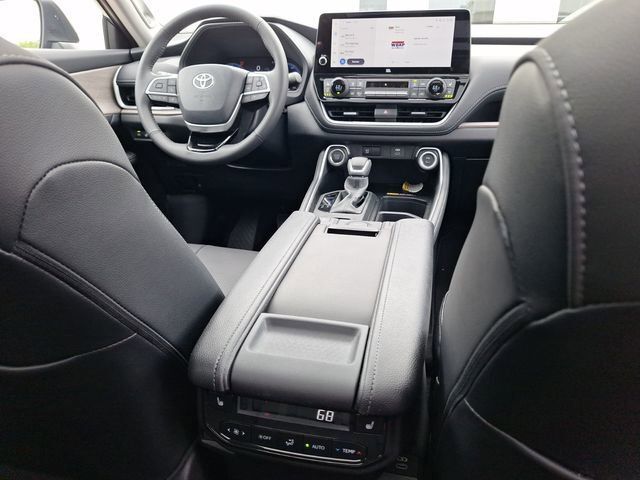 2026 Toyota Grand Highlander Limited Dallas TX