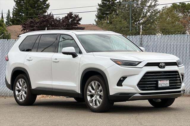 2026 Toyota Grand Highlander Limited Roseville CA