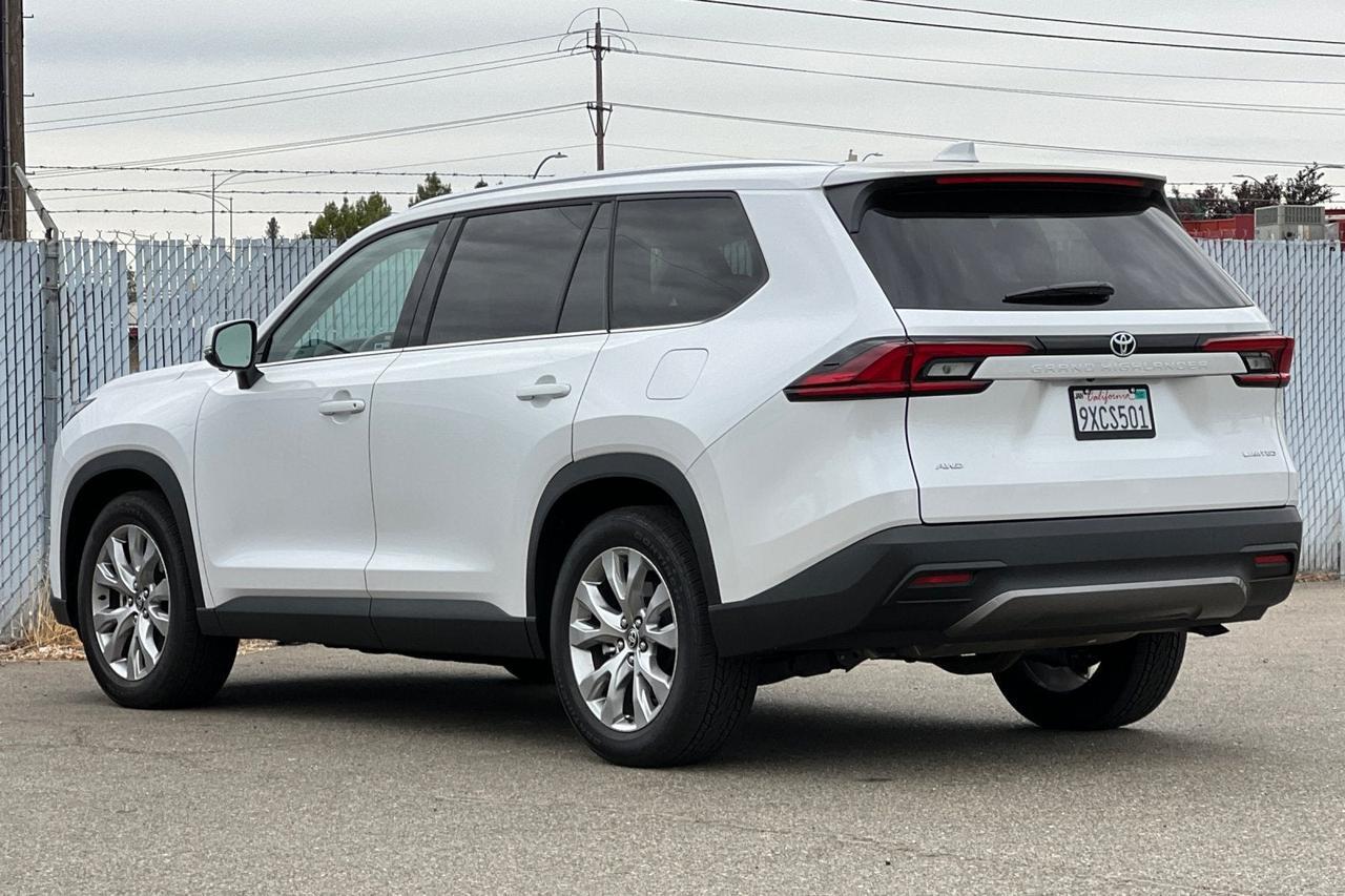 2026 Toyota Grand Highlander Limited Roseville CA