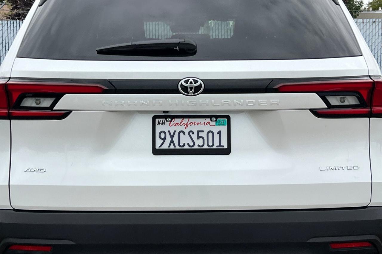 2026 Toyota Grand Highlander Limited Roseville CA