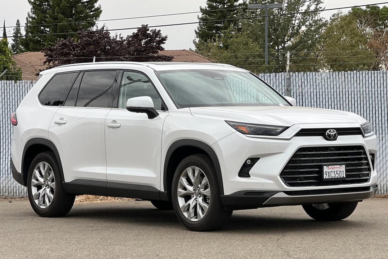2026 Toyota Grand Highlander Limited Roseville CA