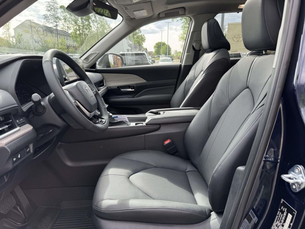 2026 Toyota Grand Highlander Limited Fredericksburg VA