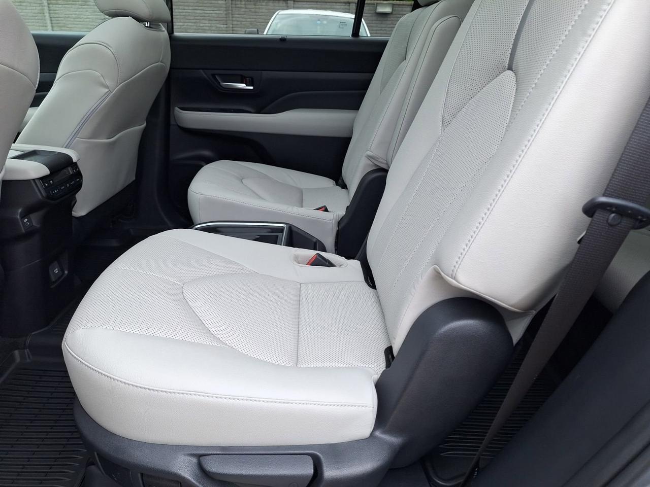2026 Toyota Grand Highlander Platinum Hurst TX