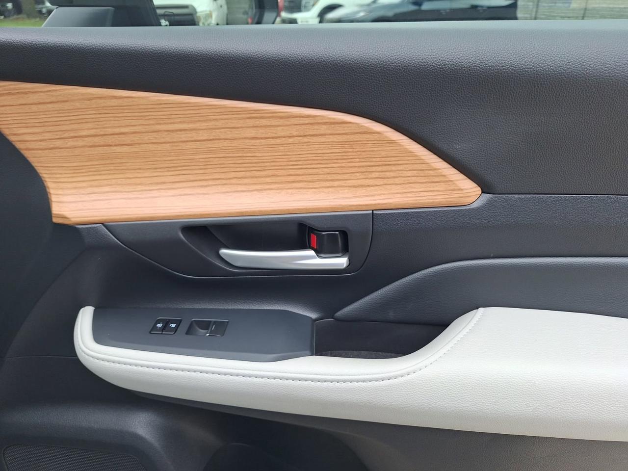 2026 Toyota Grand Highlander Platinum Hurst TX