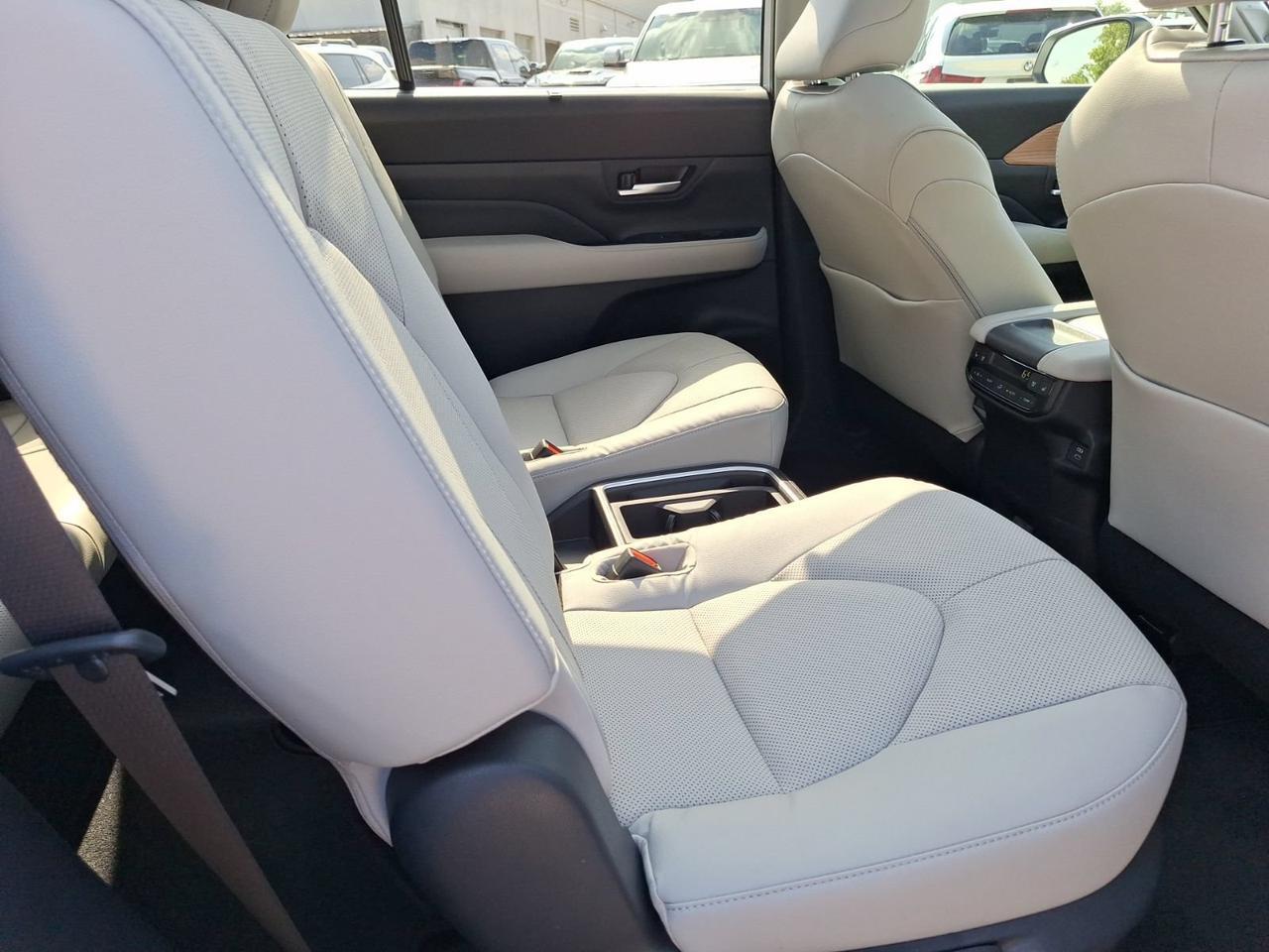2026 Toyota Grand Highlander Platinum Hurst TX