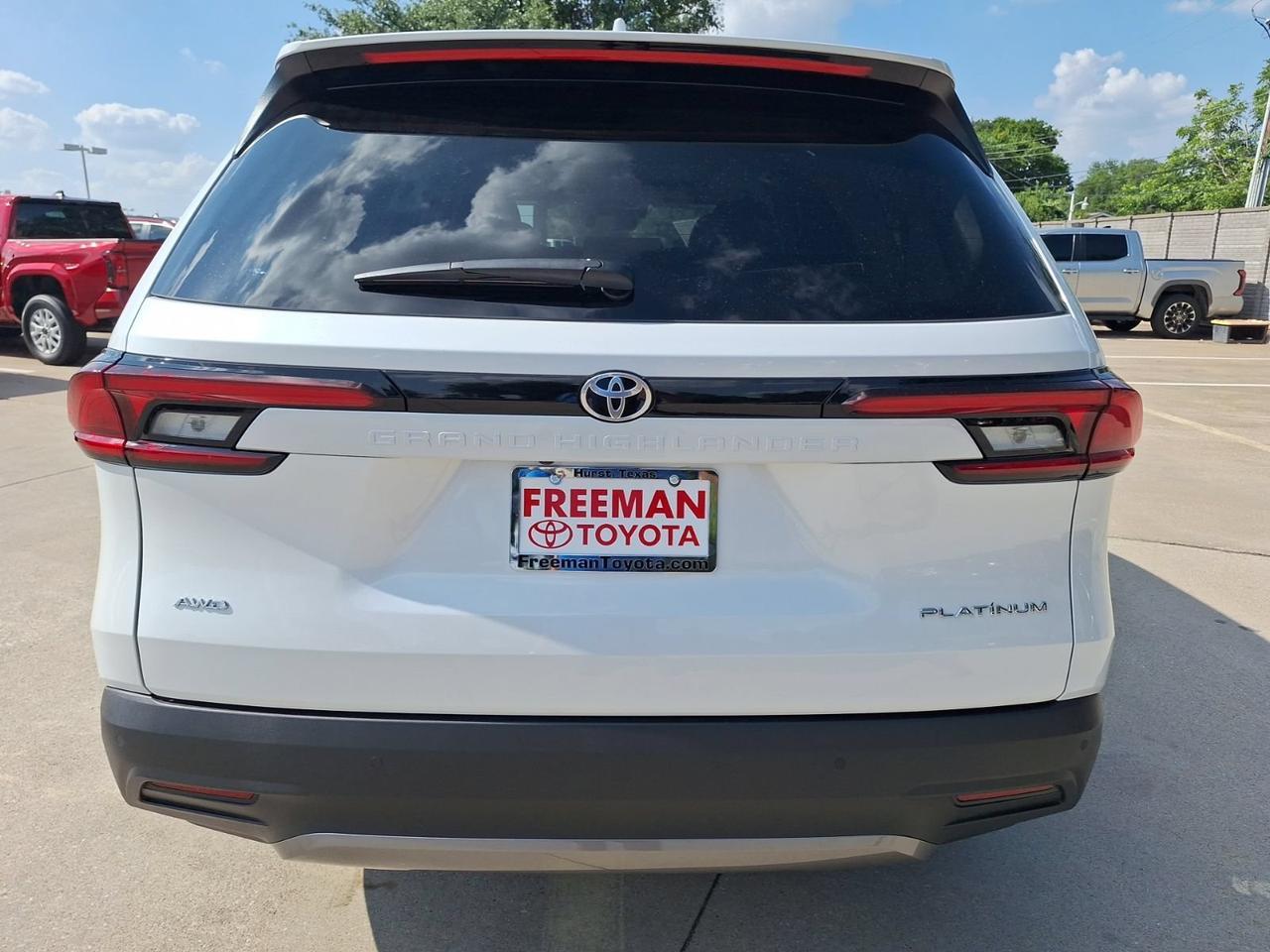 2026 Toyota Grand Highlander Platinum Hurst TX