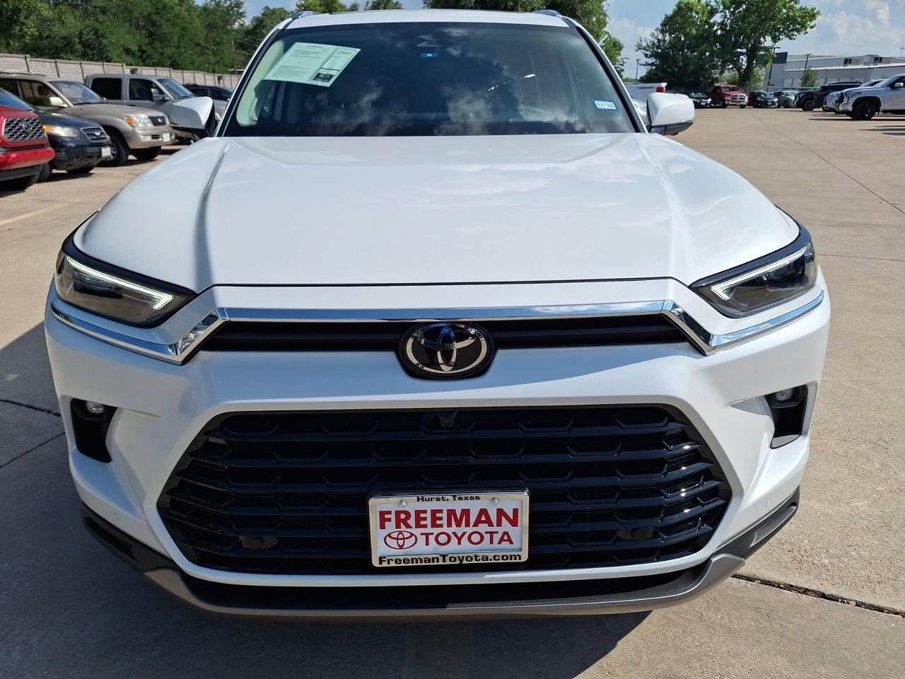 2026 Toyota Grand Highlander Platinum Hurst TX
