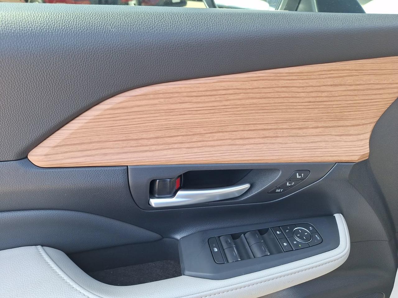 2026 Toyota Grand Highlander Platinum Hurst TX