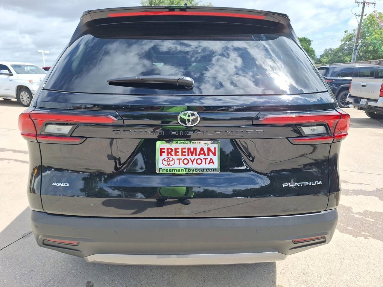 2026 Toyota Grand Highlander Platinum Hurst TX