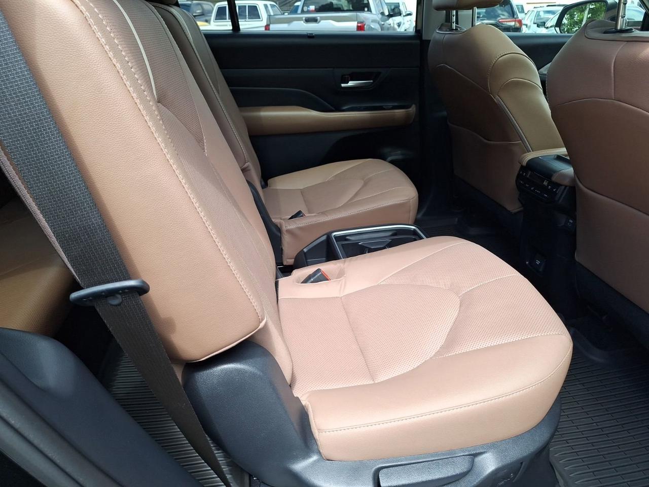 2026 Toyota Grand Highlander Platinum Hurst TX