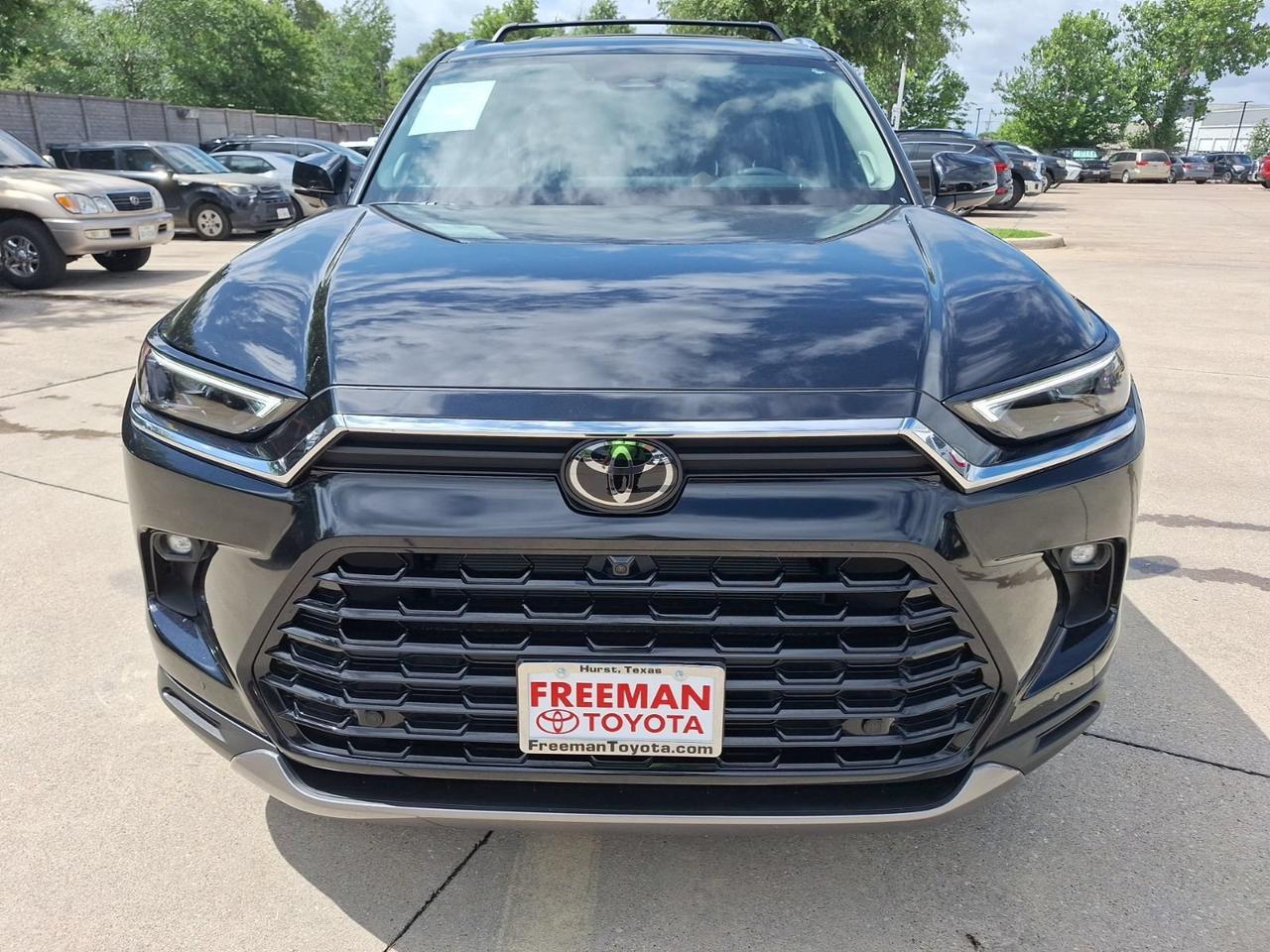 2026 Toyota Grand Highlander Platinum Hurst TX