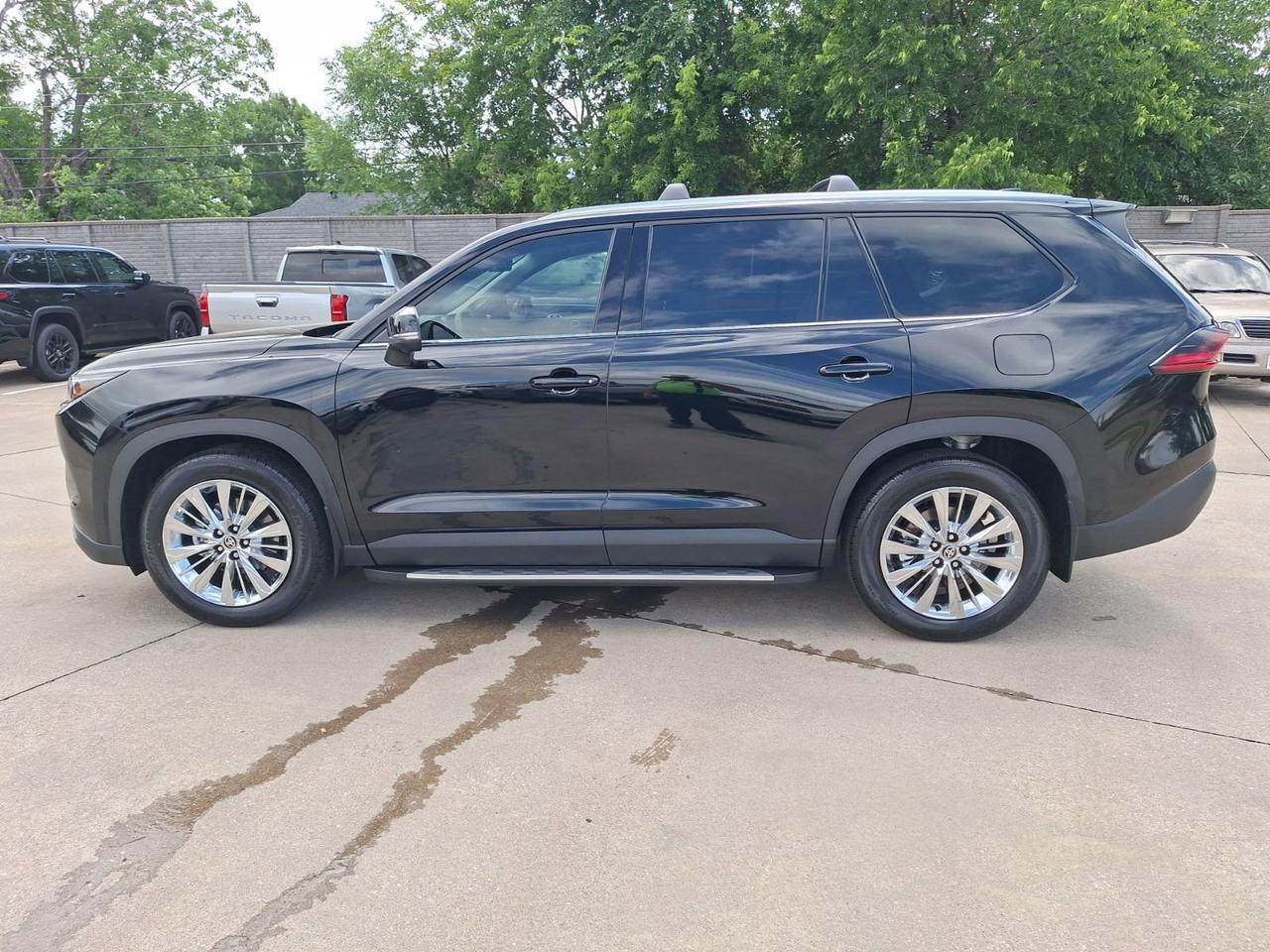 2026 Toyota Grand Highlander Platinum Hurst TX
