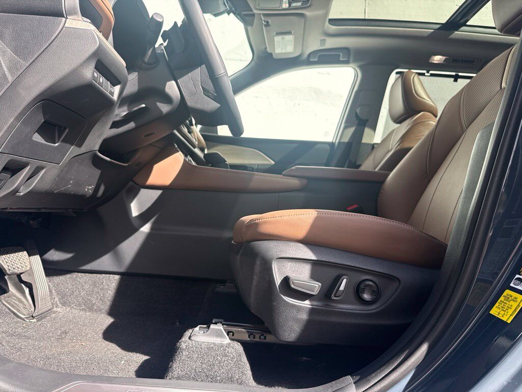 2026 Toyota Grand Highlander Platinum Portland OR
