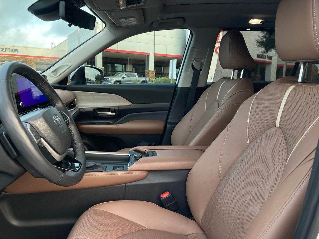 2026 Toyota Grand Highlander Platinum San Antonio TX