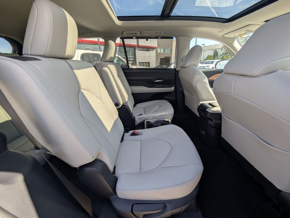 2026 Toyota Grand Highlander Platinum Laurel MD
