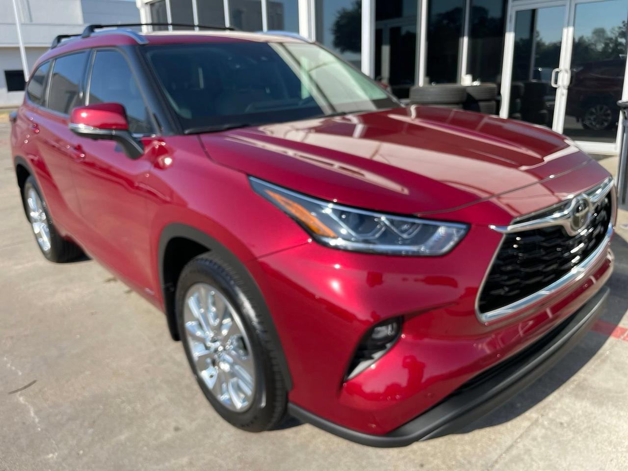 2026 Toyota Highlander Hybrid Limited Hurst TX