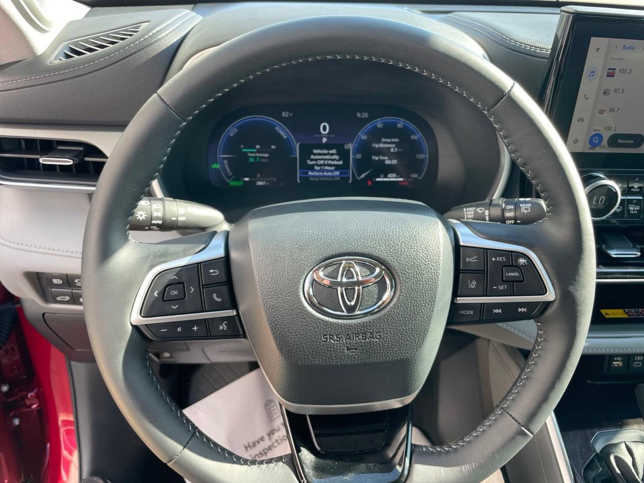 2026 Toyota Highlander Hybrid Limited Hurst TX