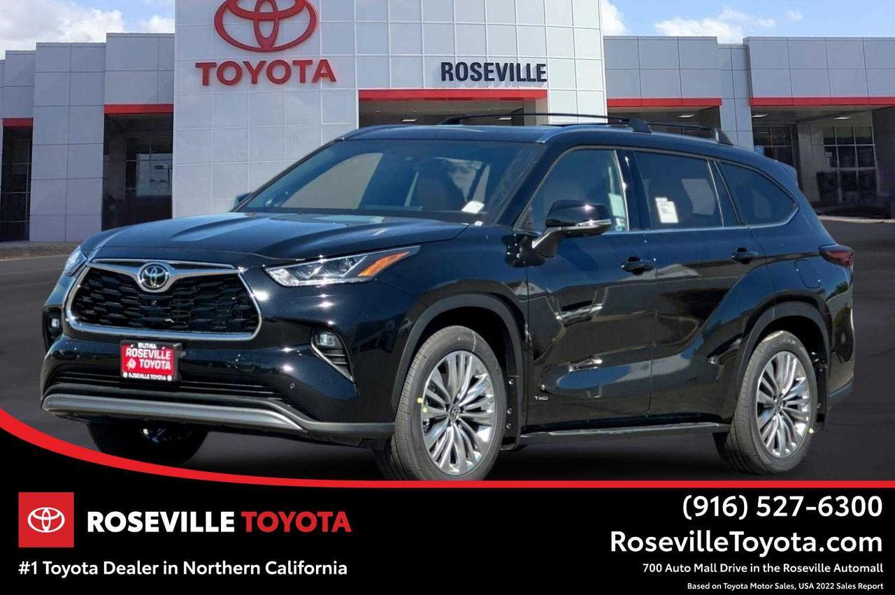 2026 Toyota Highlander Hybrid Platinum