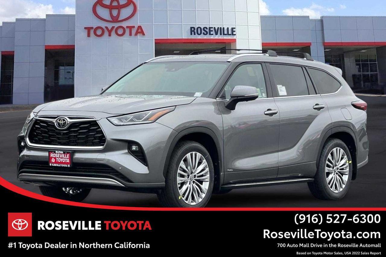 2026 Toyota Highlander Hybrid Platinum