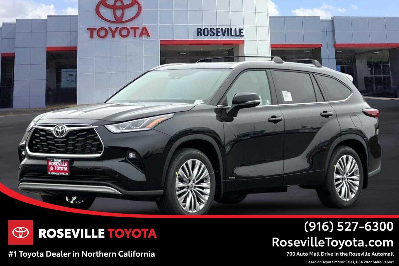 2026 Toyota Highlander Hybrid Platinum