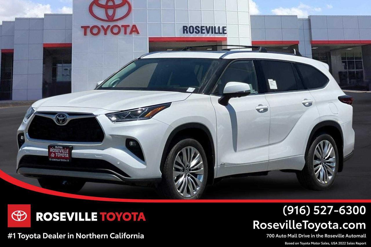 2026 Toyota Highlander Hybrid Platinum