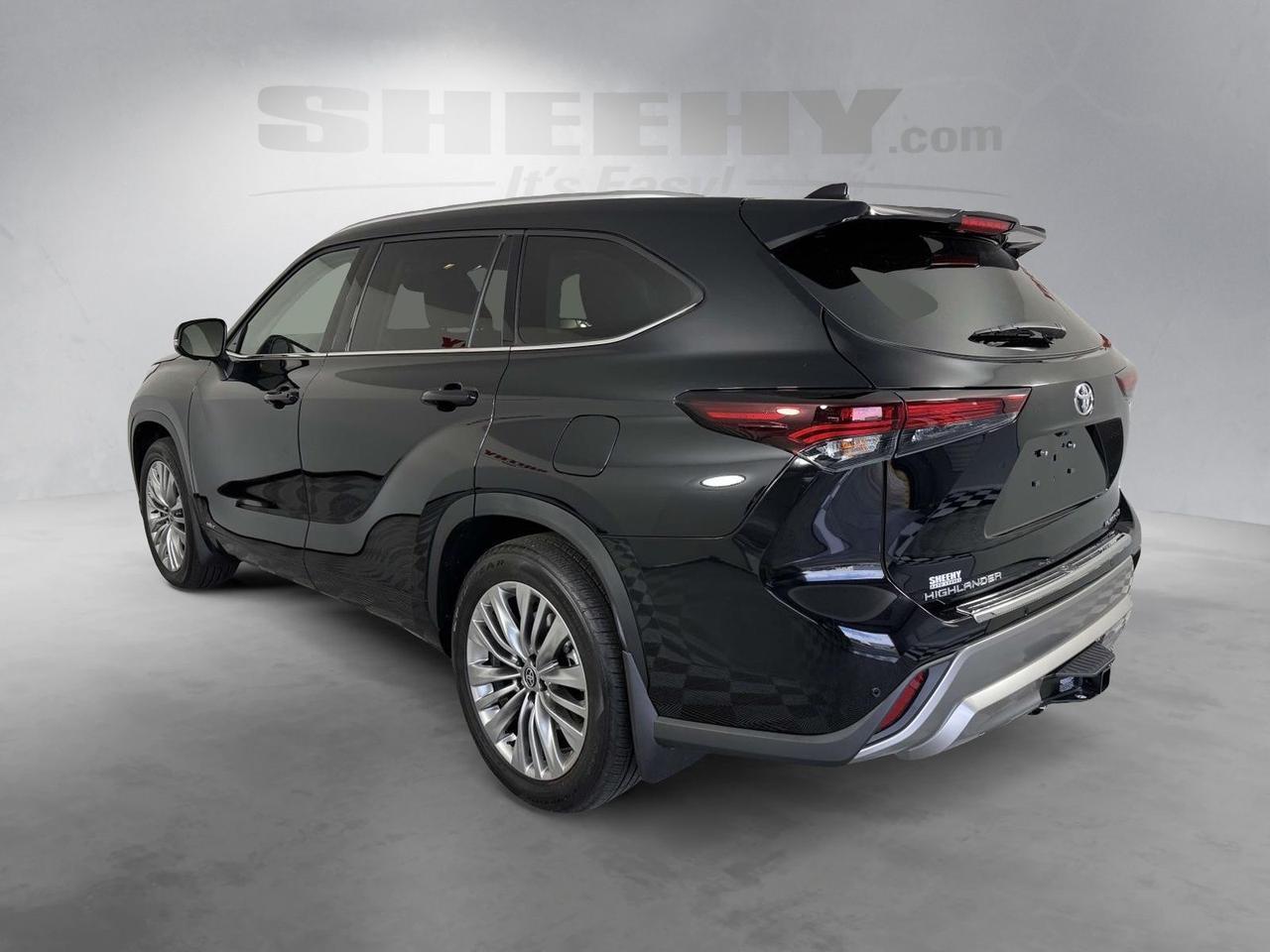 2026 Toyota Highlander Hybrid Platinum Fredericksburg VA