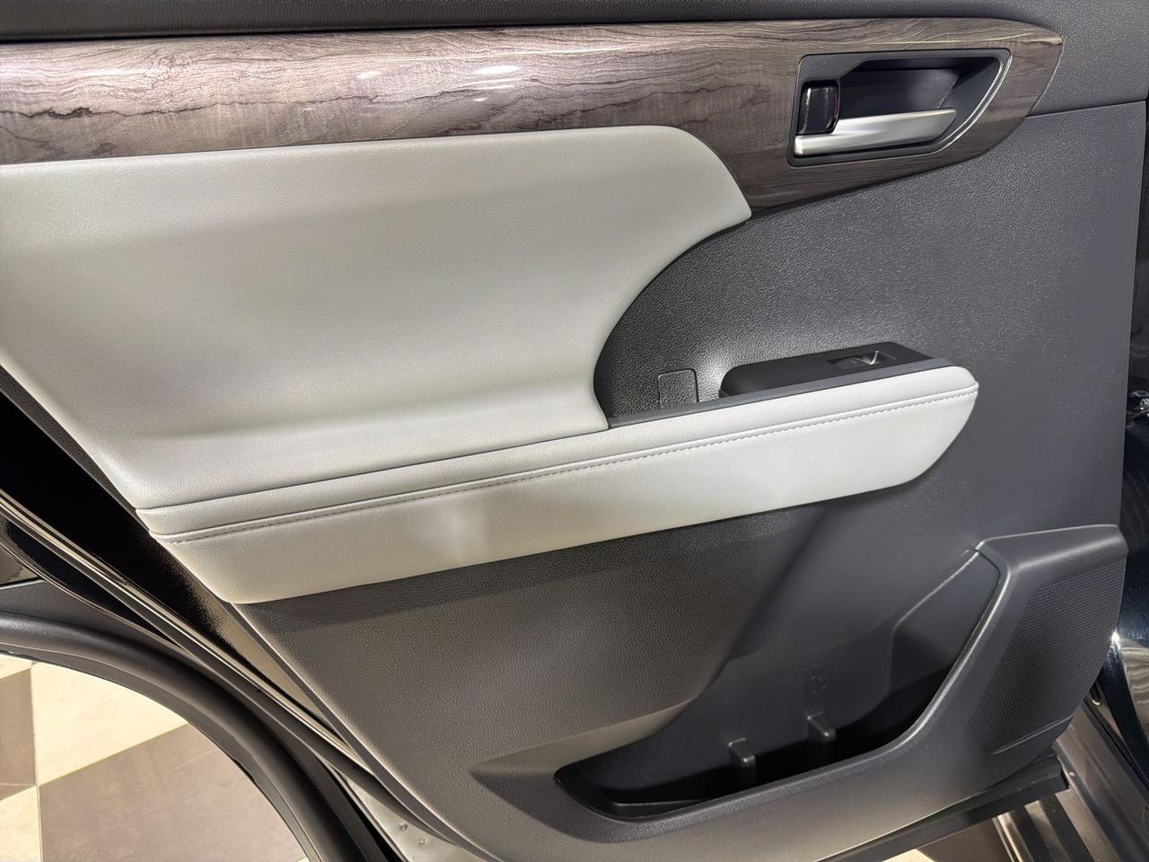 2026 Toyota Highlander Hybrid Platinum Annapolis MD