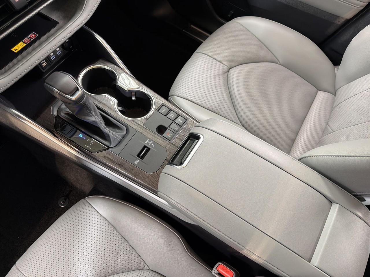 2026 Toyota Highlander Hybrid Platinum Annapolis MD