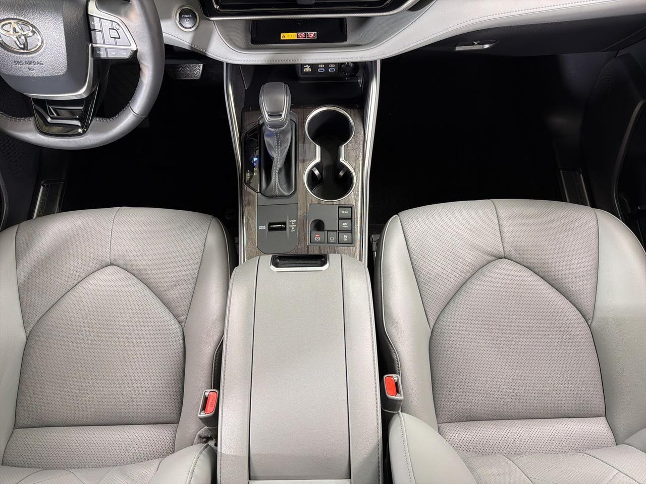 2026 Toyota Highlander Hybrid Platinum Annapolis MD