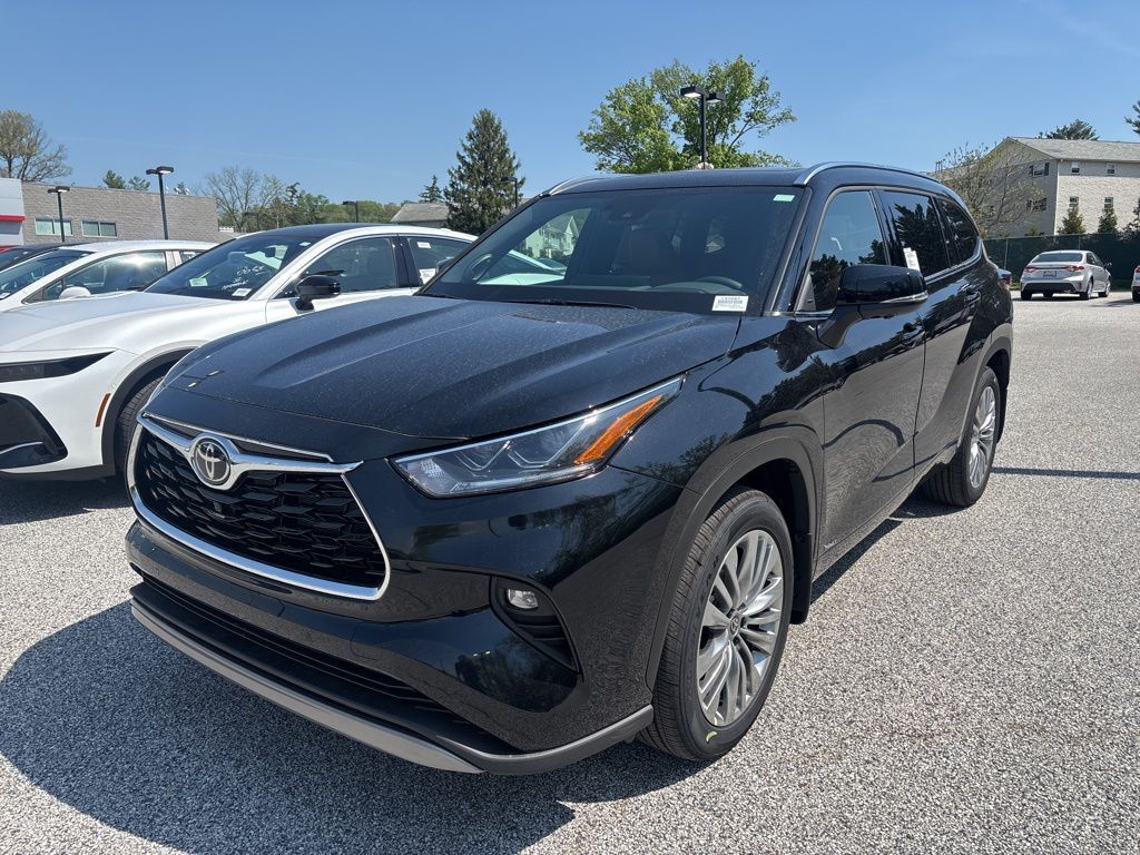2026 Toyota Highlander Hybrid