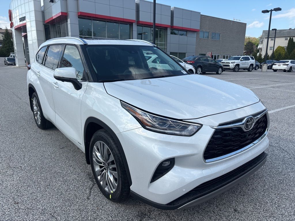 2026 Toyota Highlander Hybrid Platinum Cockeysville MD