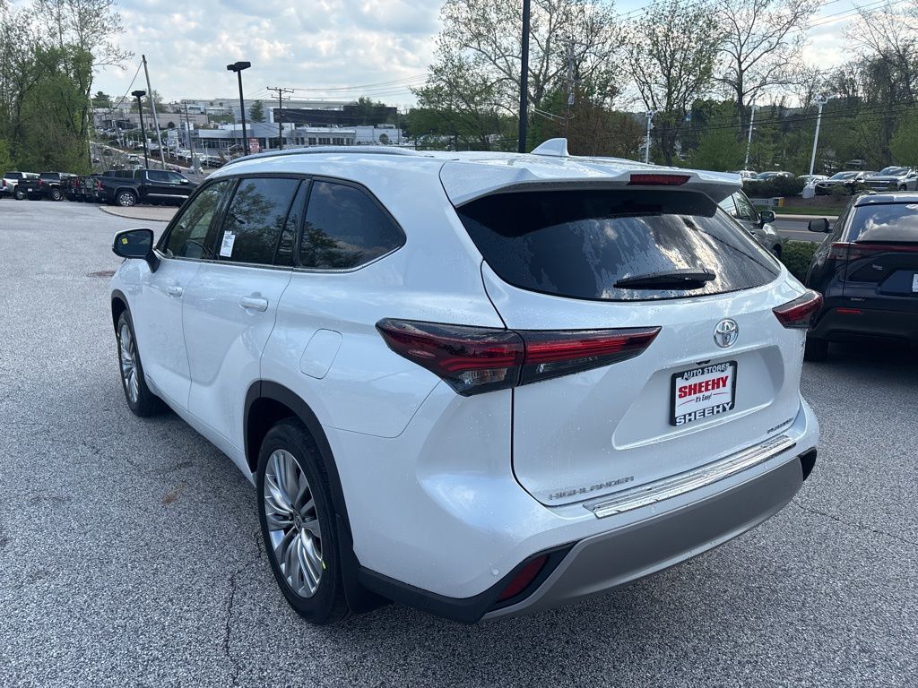2026 Toyota Highlander Hybrid Platinum Cockeysville MD
