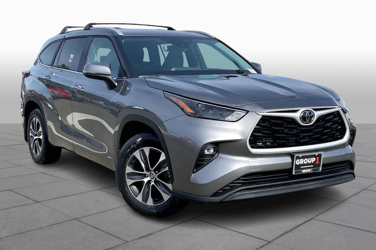2026 Toyota Highlander Hybrid XLE