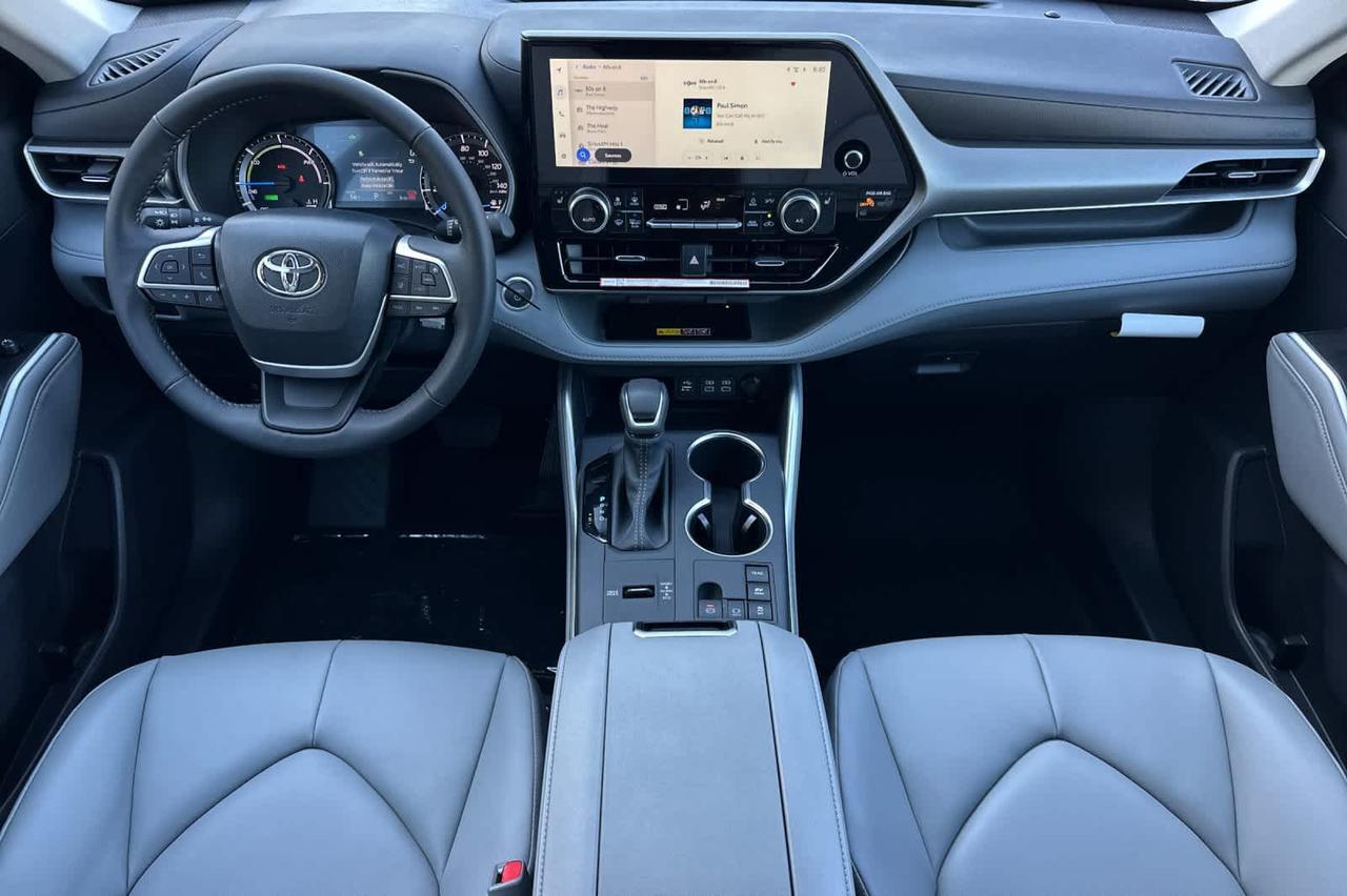 2026 Toyota Highlander Hybrid XLE